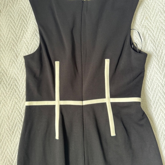 Trina Turk Black Sheath Dress with Ivory Piping Size 8 - Picture 6 of 11